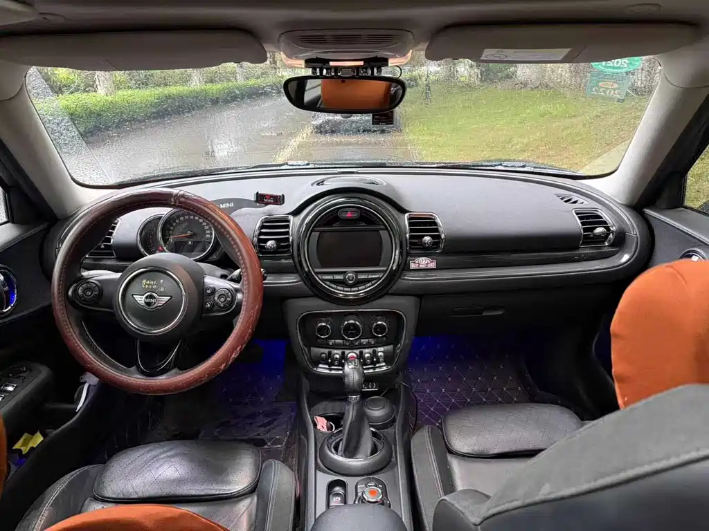 MINI Clubman 2018 — фото 13