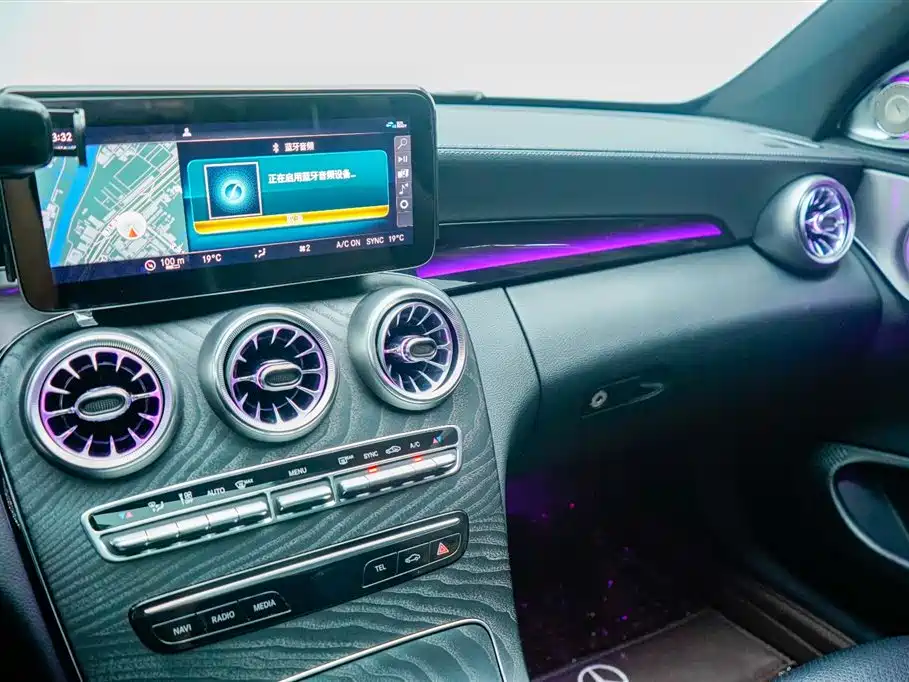 Mercedes-Benz C-Class 2020 — фото 18