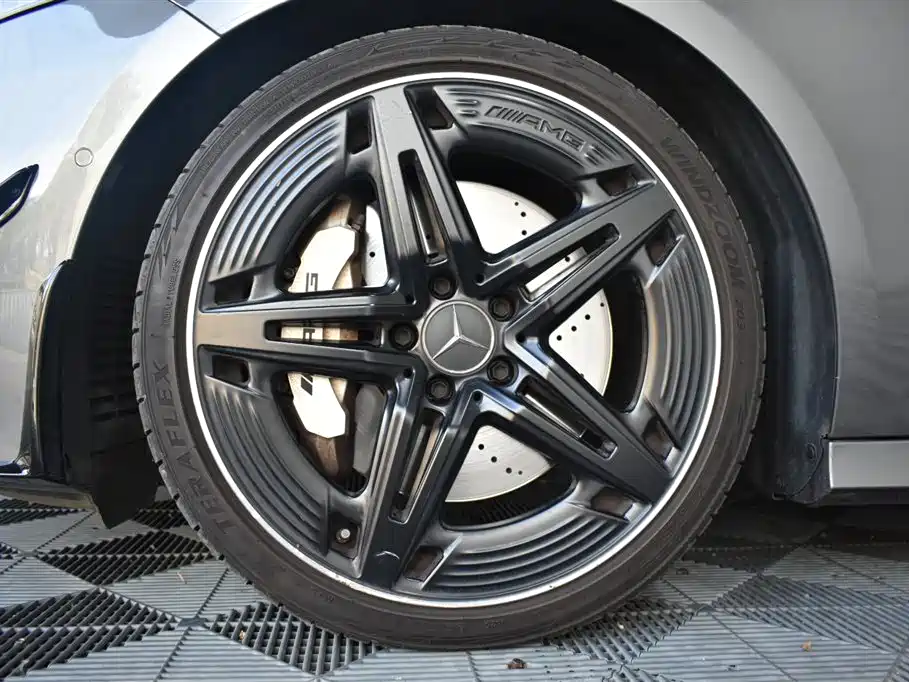 Mercedes-Benz A-Class AMG 2024 — фото 12