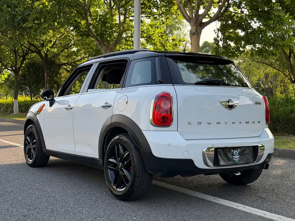 MINI Countryman 2016 — фото 6