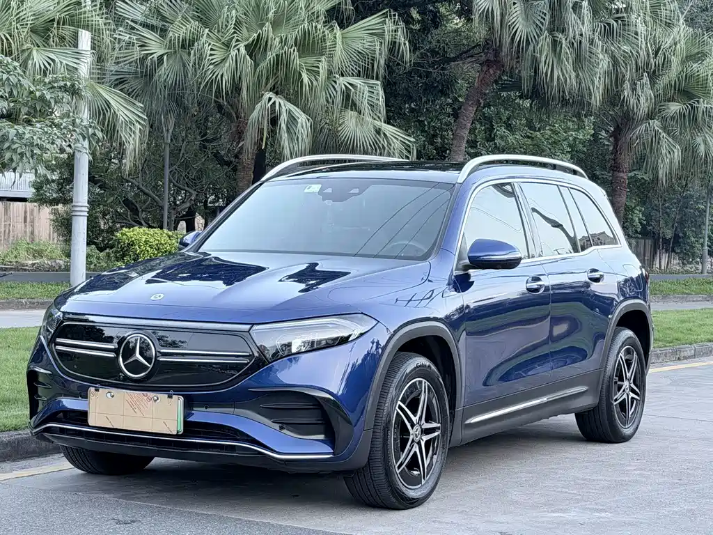 Mercedes-Benz EQB 2022