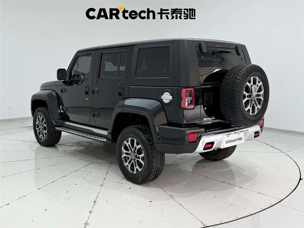 BAIC BJ40 2024 — фото 7