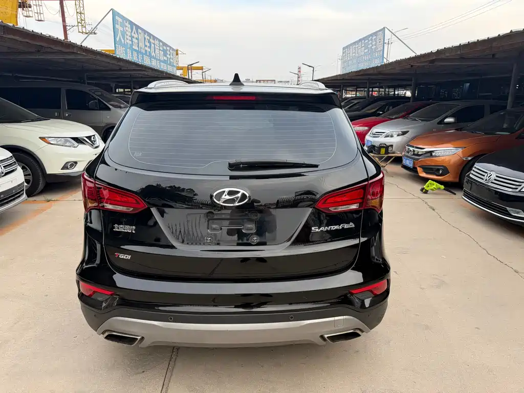 Hyundai Santa Fe 2016 — фото 12