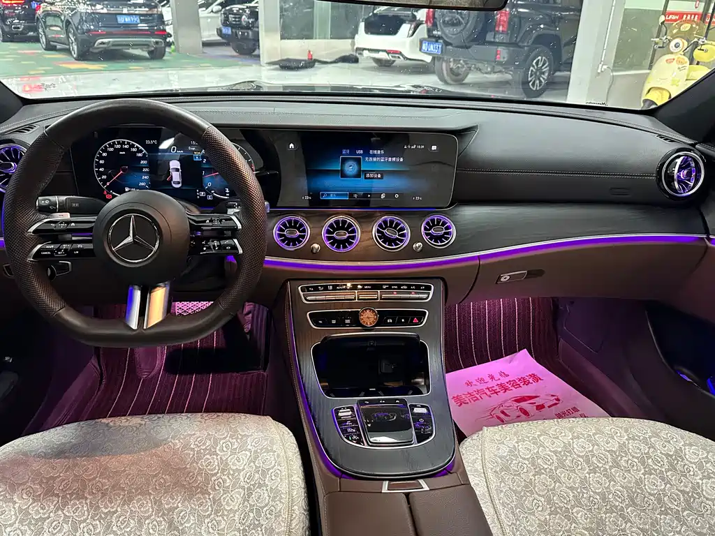 Mercedes-Benz E-Class 2023 — фото 6