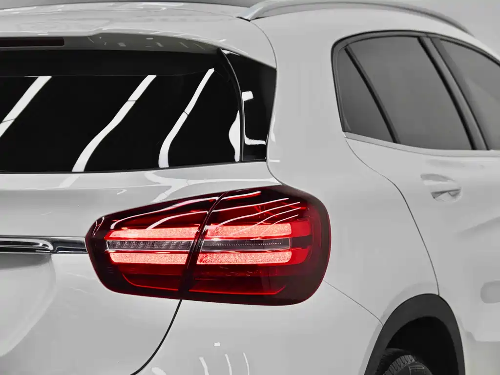 Mercedes-Benz GLA 2019 — фото 4