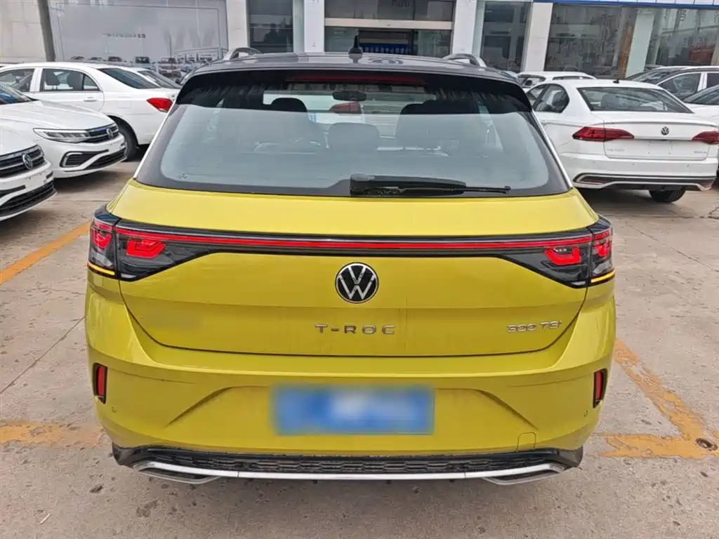 Volkswagen T-Roc 2023 — фото 6