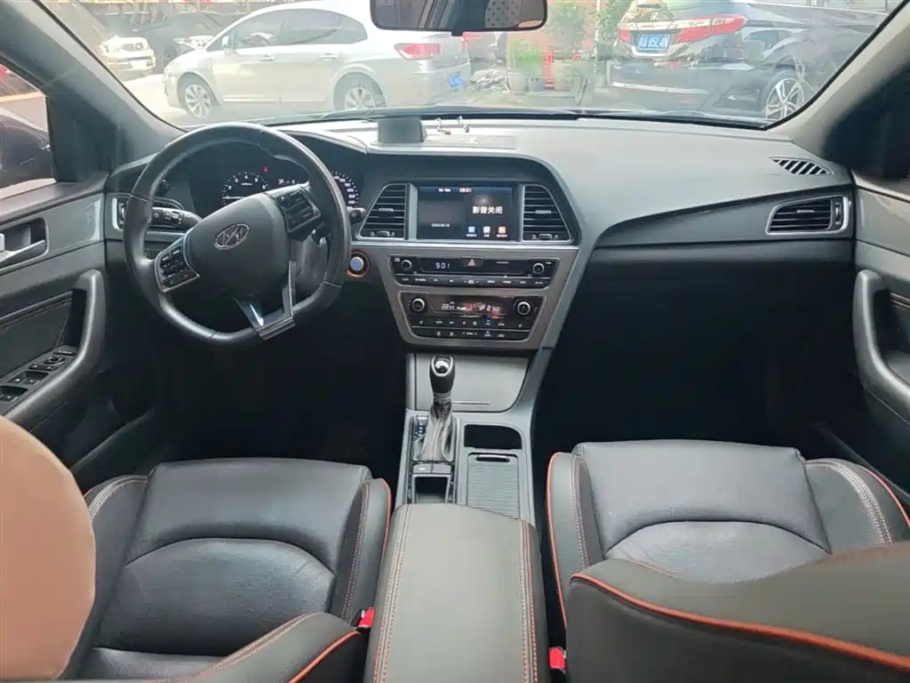 Hyundai Sonata 2017 — фото 10