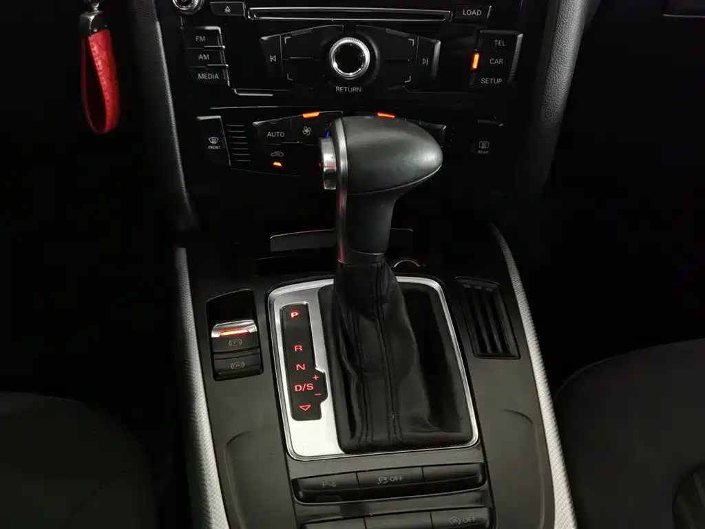 Audi A4L 2013 — фото 13
