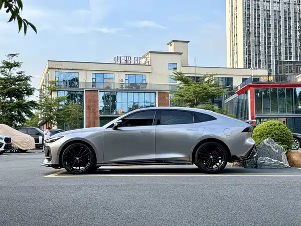Changan UNI-V 2023