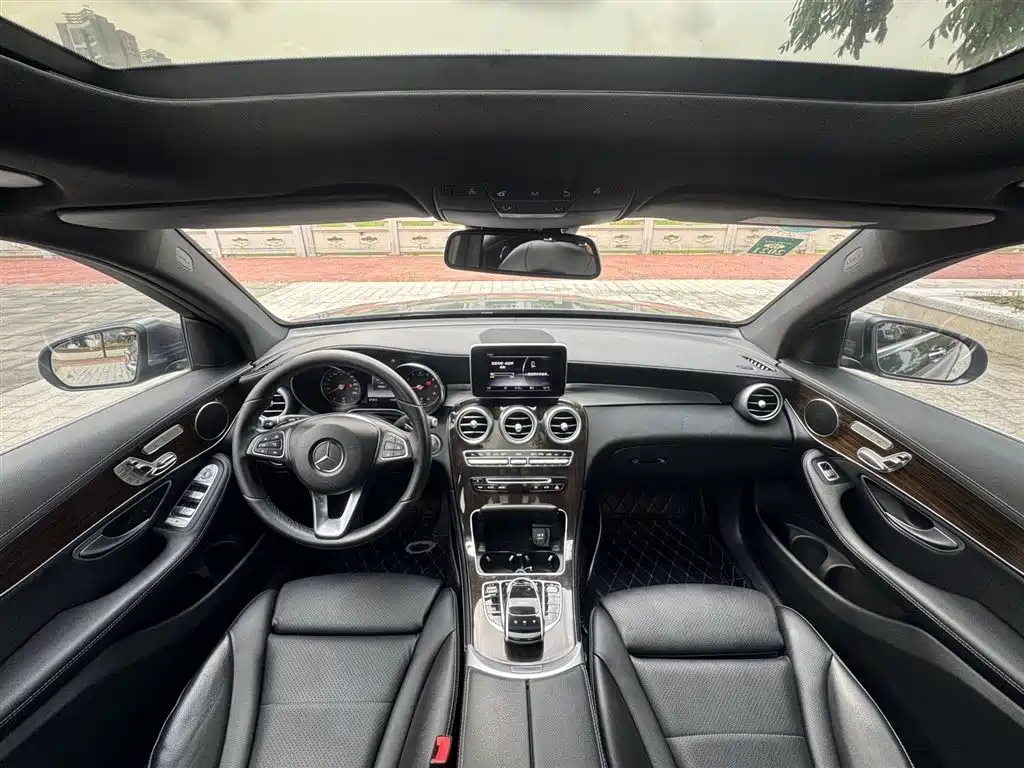Mercedes-Benz GLC 2019