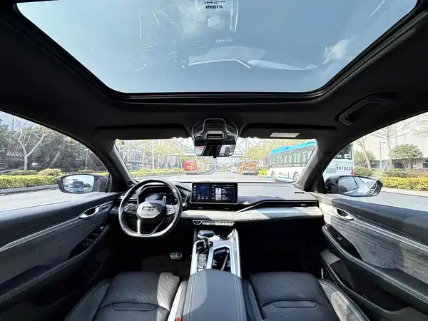 Geely Xingrui 2023