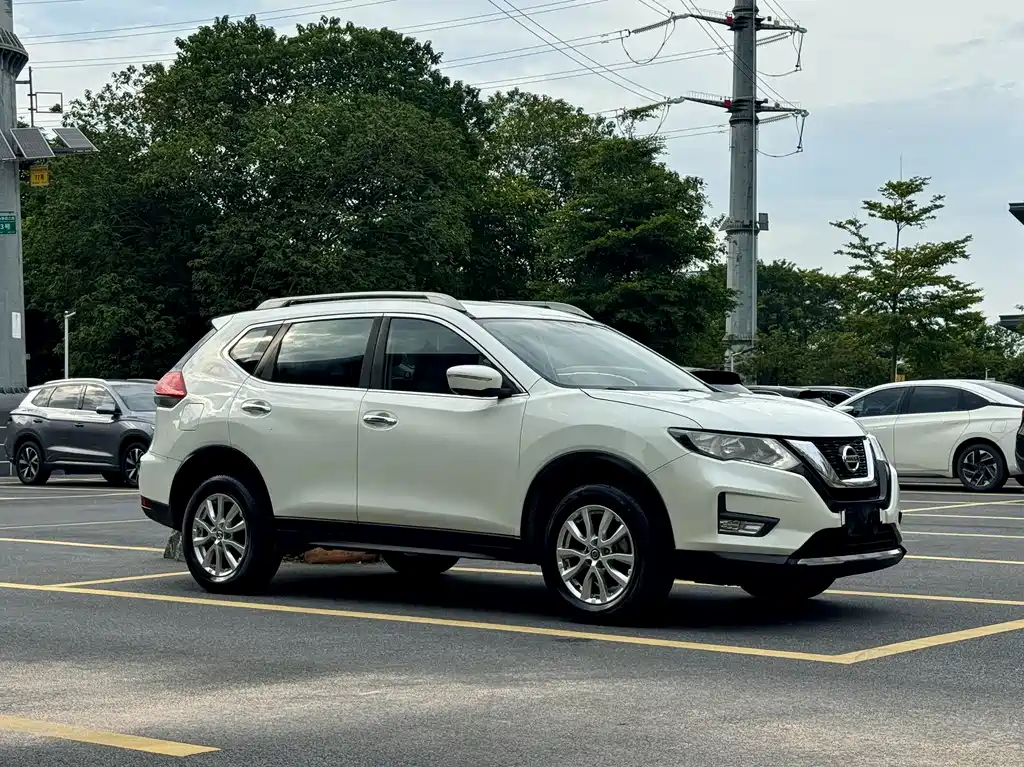 Nissan X-Trail 2018 — фото 4