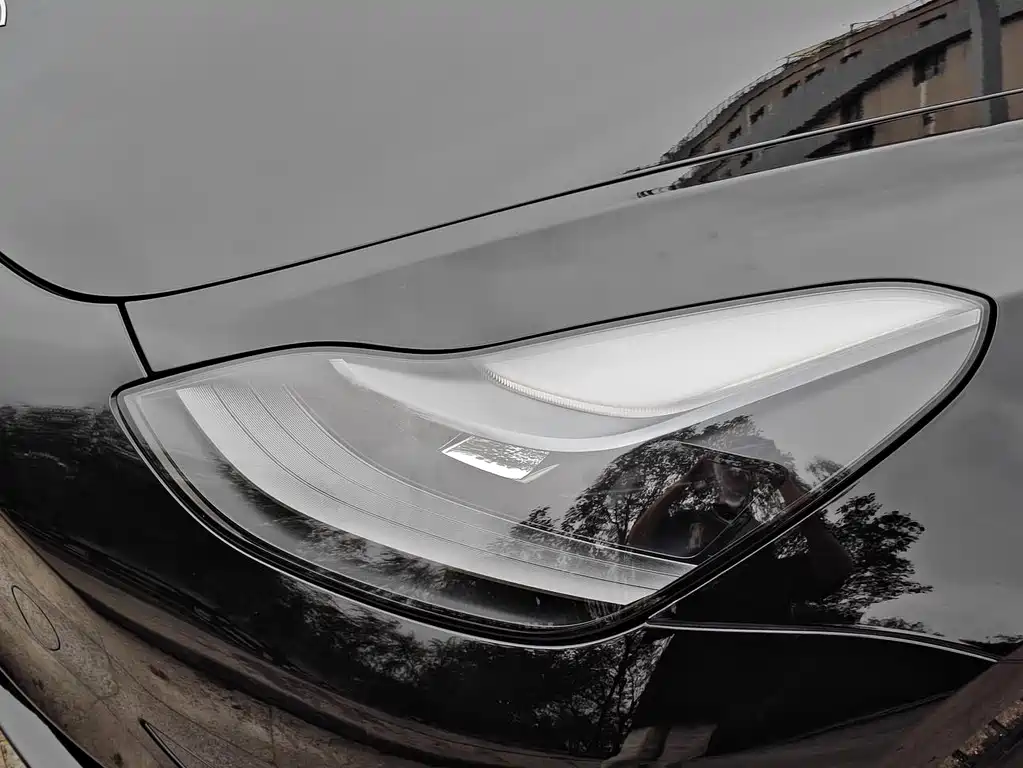 Tesla Model 3 2022 — фото 14