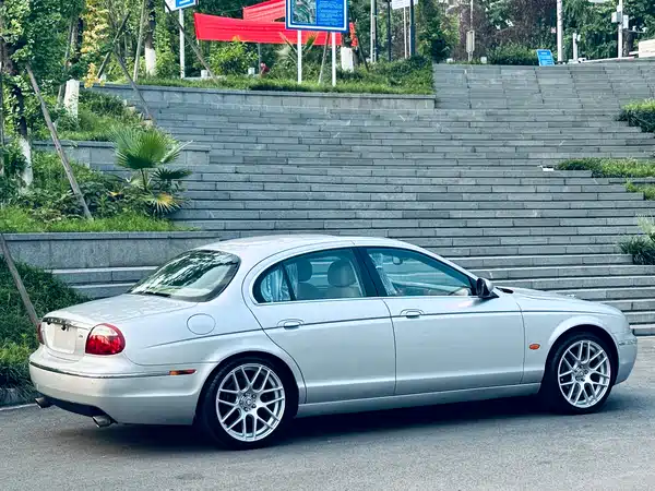 Jaguar S-TYPE 2004