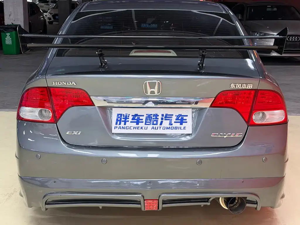 Honda Civic 2010 — фото 14