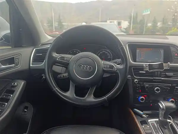 Audi Q5 2017