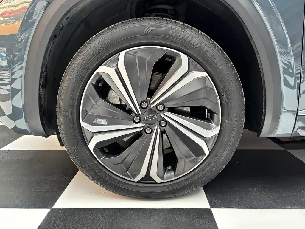 Geely Xingyue L 2022 — фото 14