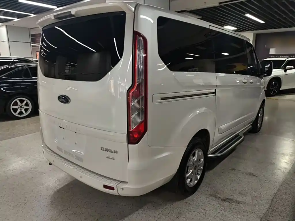Ford Tourneo 2017