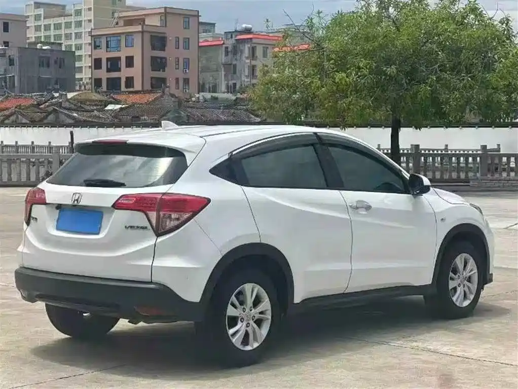 Honda Vezel 2016 — фото 9