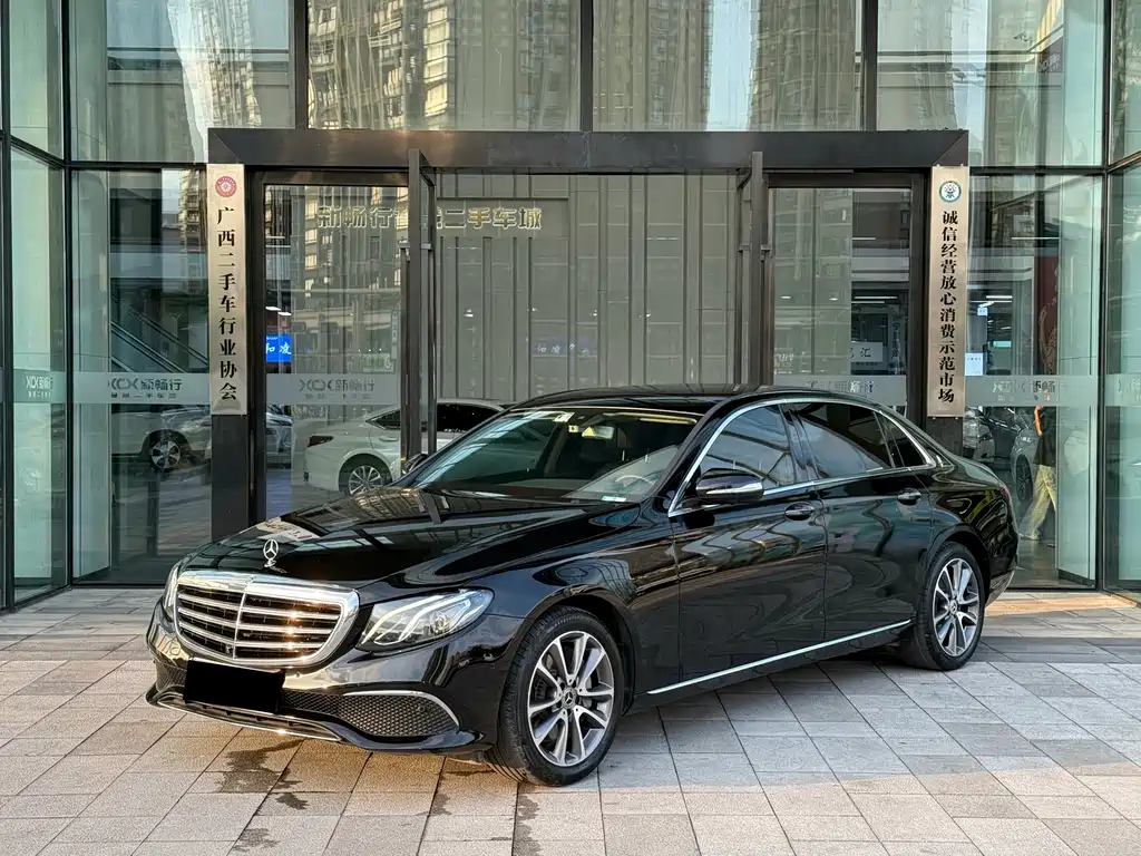 Mercedes-Benz E-Class 2019 — фото 1
