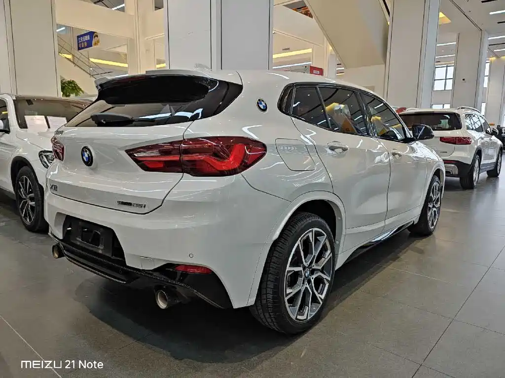 BMW X2 2022 — фото 6