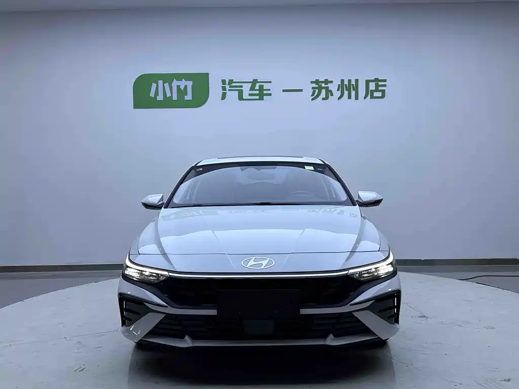 Hyundai Elantra 2023 — фото 4