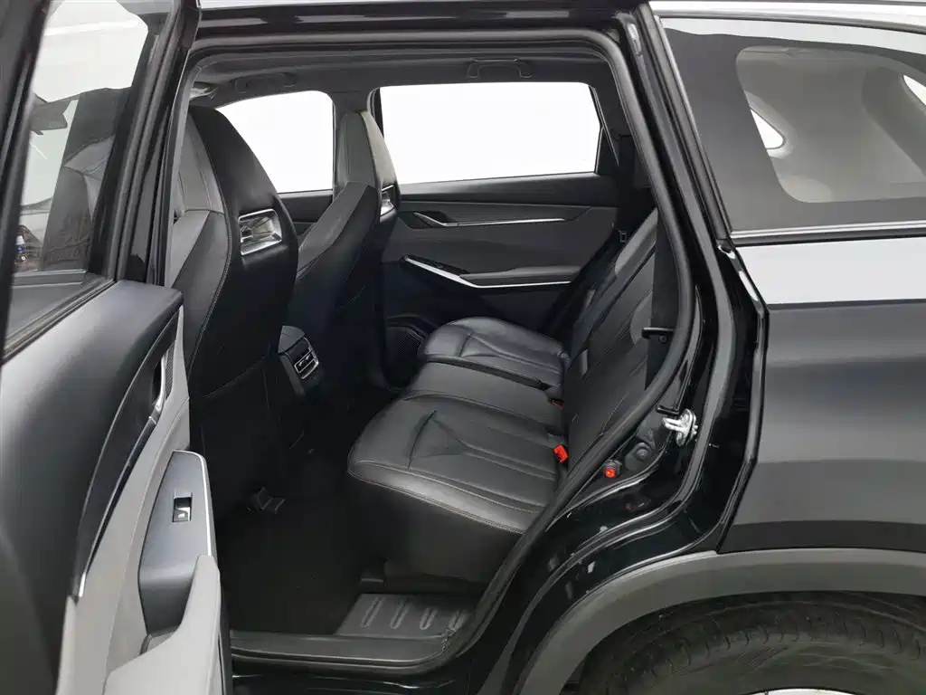 Changan CS75 PLUS 2023 — фото 15
