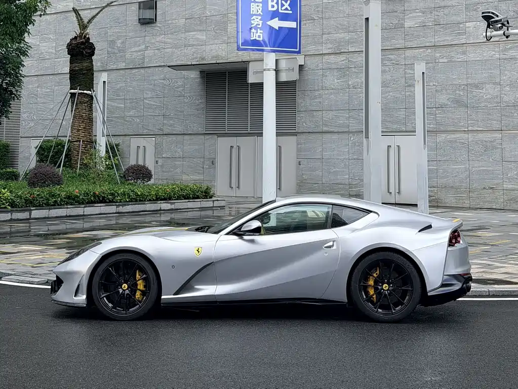 Ferrari 812 2020 — фото 3