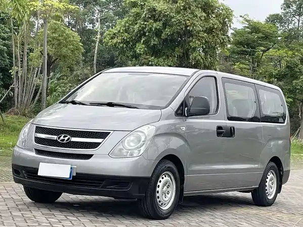 Hyundai H-1 Huiyi 2011