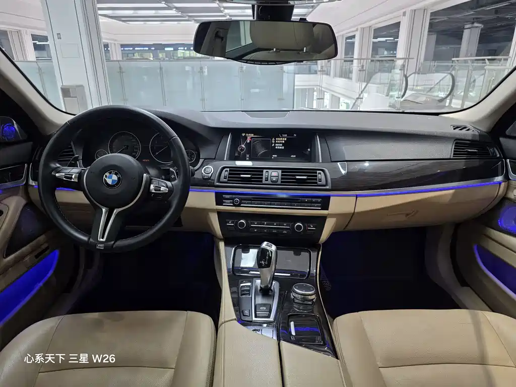 BMW 5 Series 2015 — фото 12