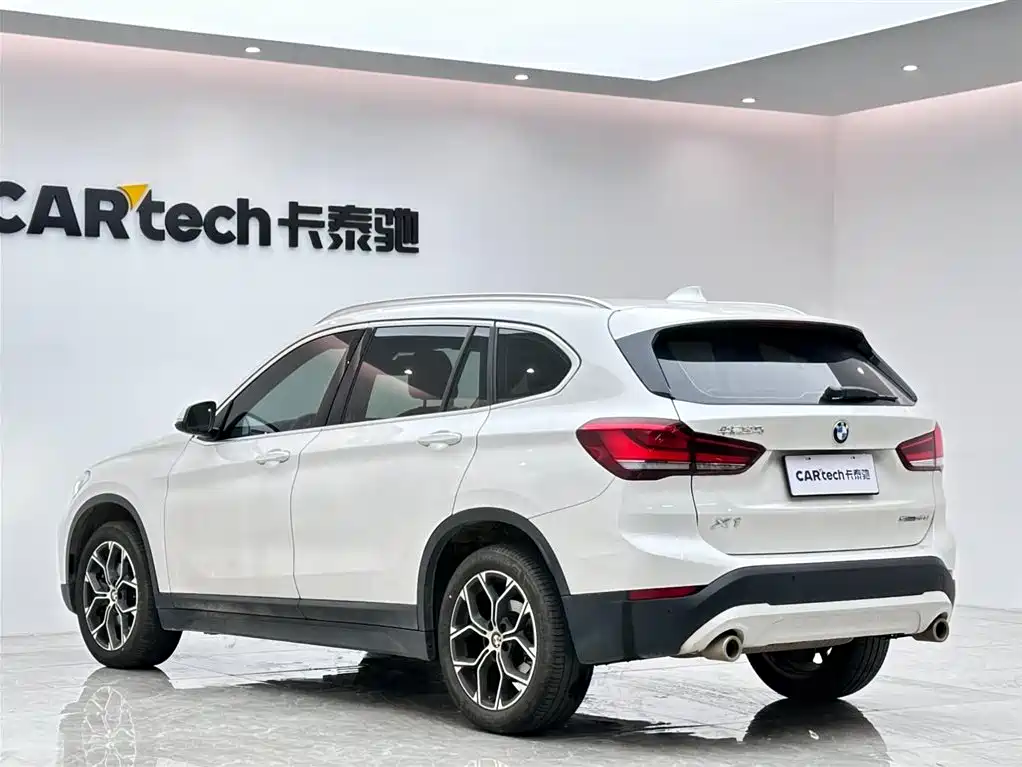 BMW X1 2023 — фото 3