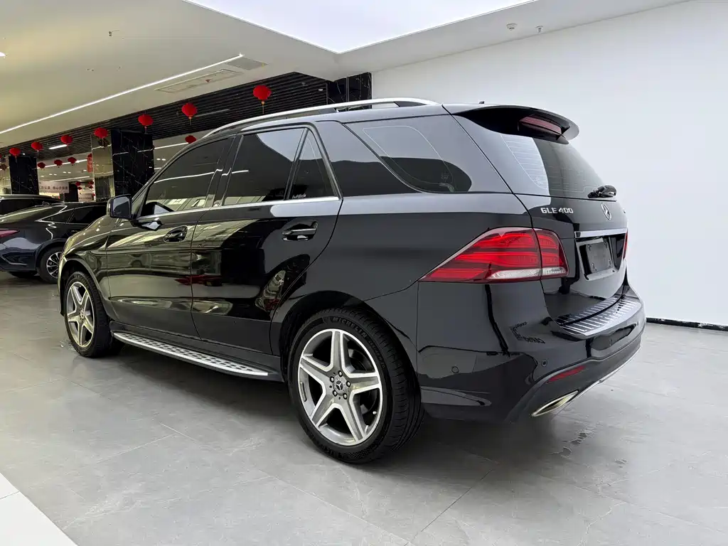 Mercedes-Benz GLE 2017 — фото 4