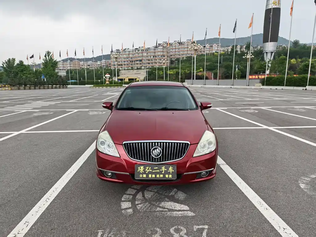 Buick Excelle 2012
