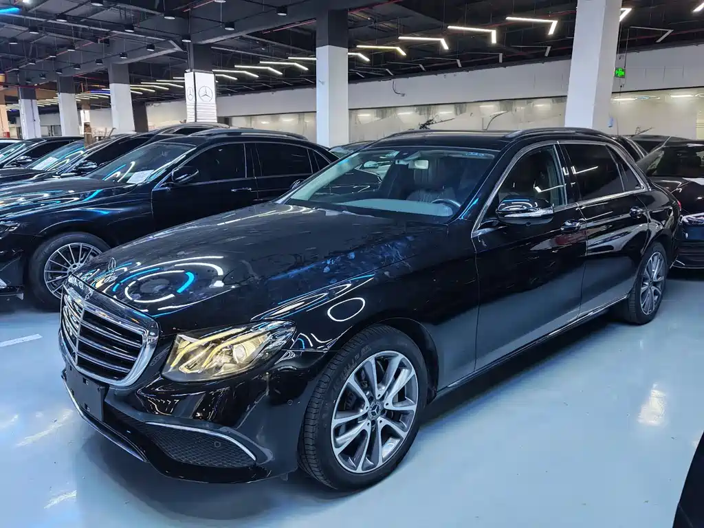Mercedes-Benz E-Class 2019 — фото 1