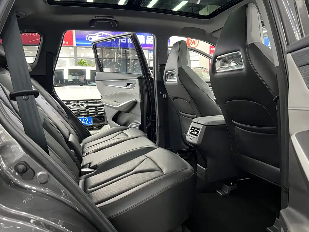 Changan CS75 PLUS 2022 — фото 22