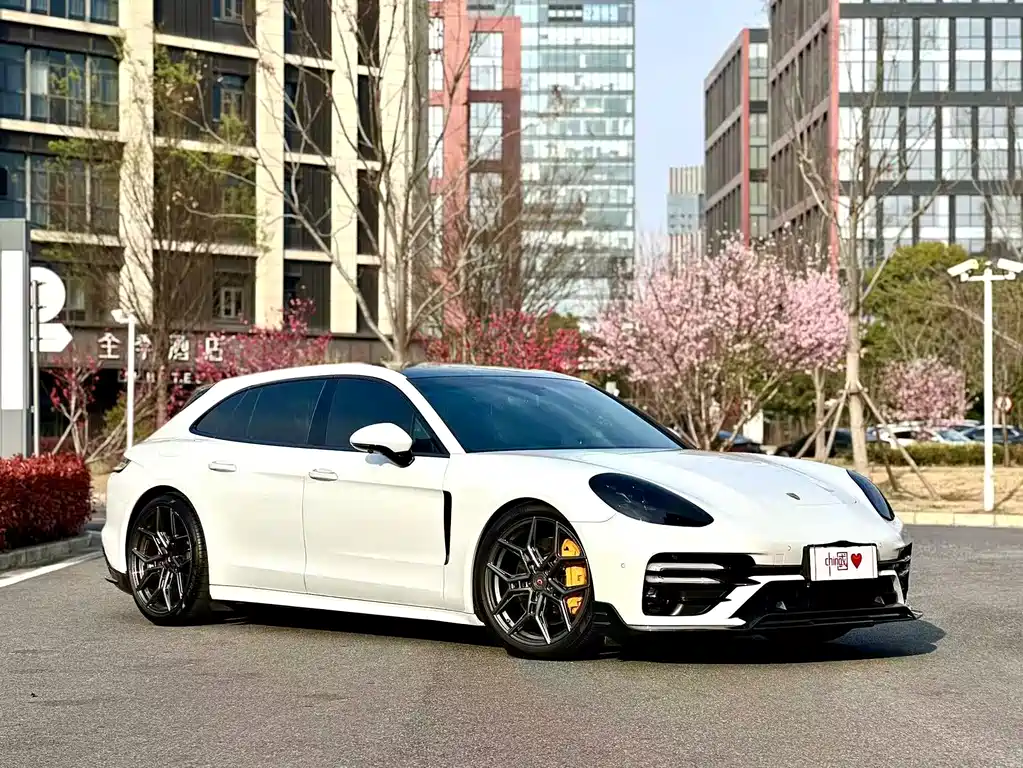Porsche Panamera 2018 — фото 3