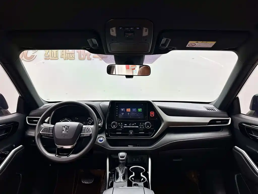 Toyota Crown Kluger 2022 — фото 15