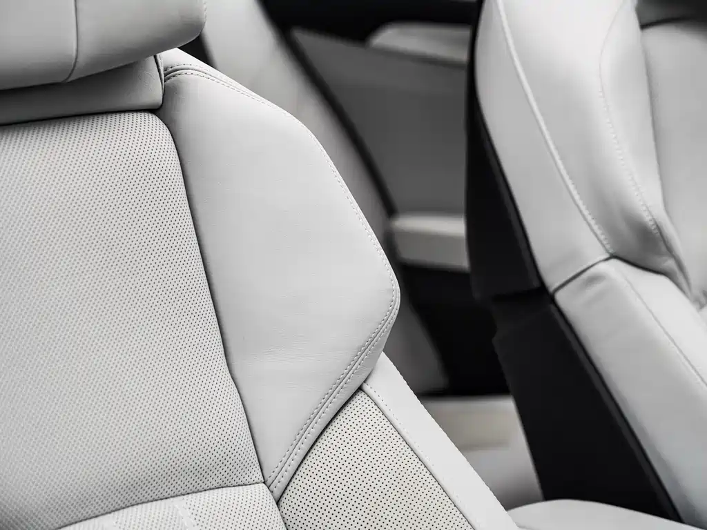 BMW M5 2012 — фото 44