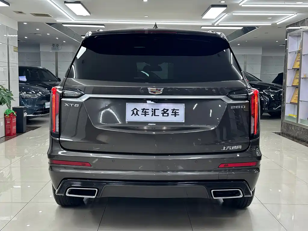 Cadillac XT6 2021 — фото 5