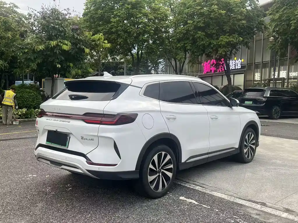 BYD PLUS New Energy 2023 — фото 13