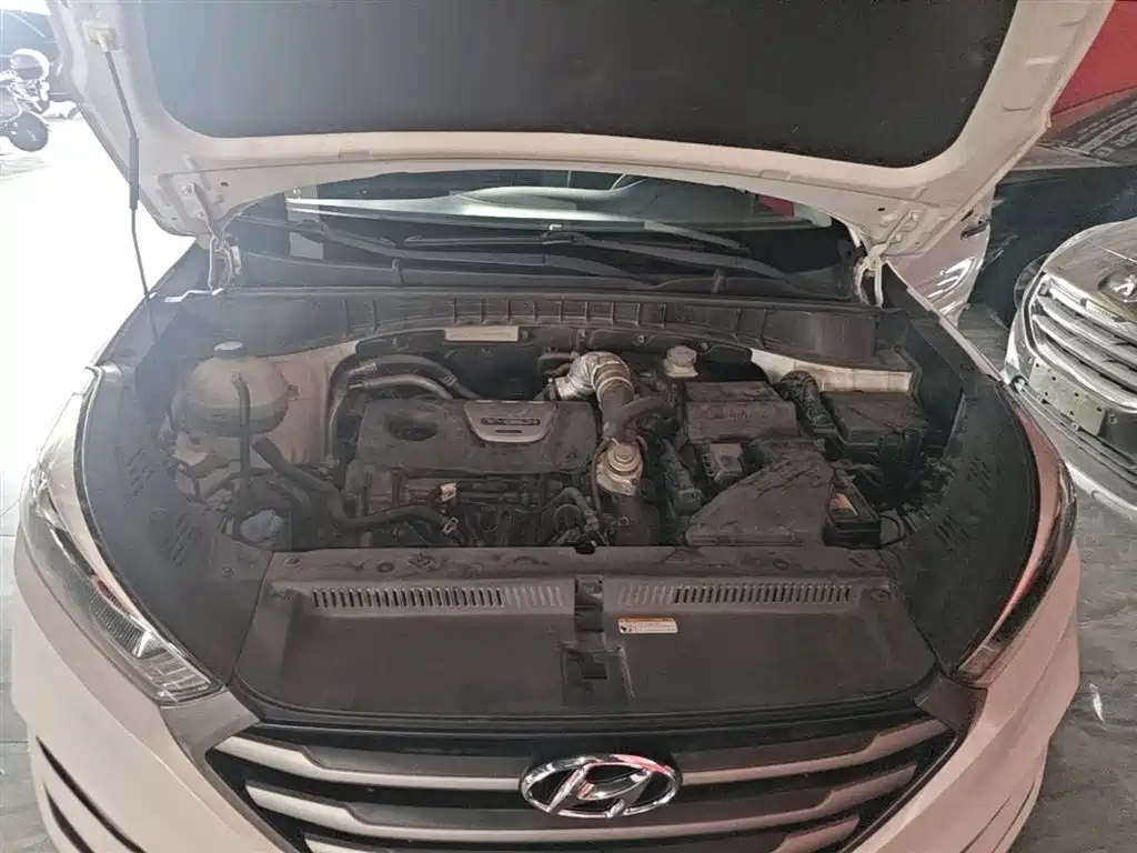 Hyundai Tucson 2016 — фото 20