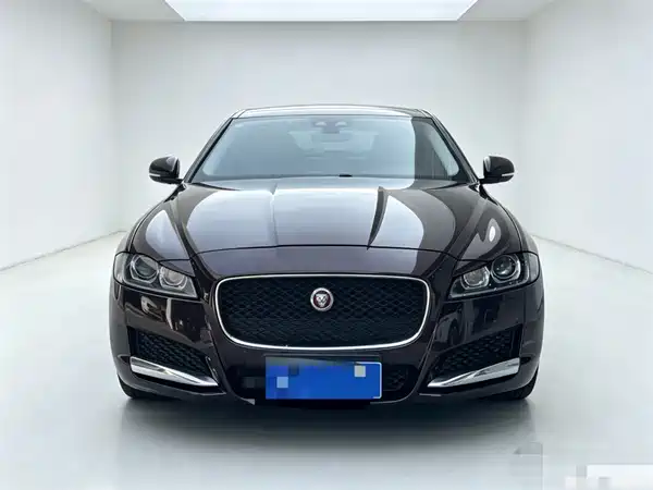Jaguar XFL 2017
