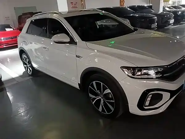 Volkswagen T-Roc 2023