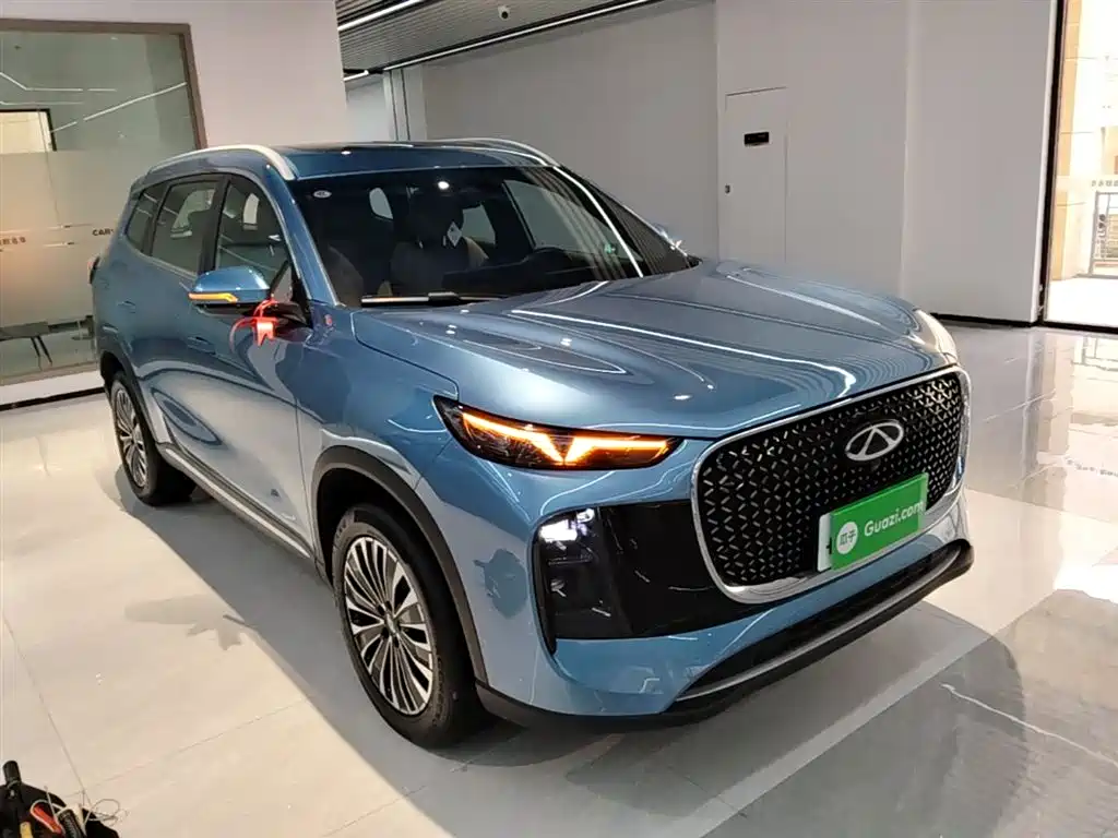 Chery Tiggo 8 PLUS C-DM 2025 — фото 4