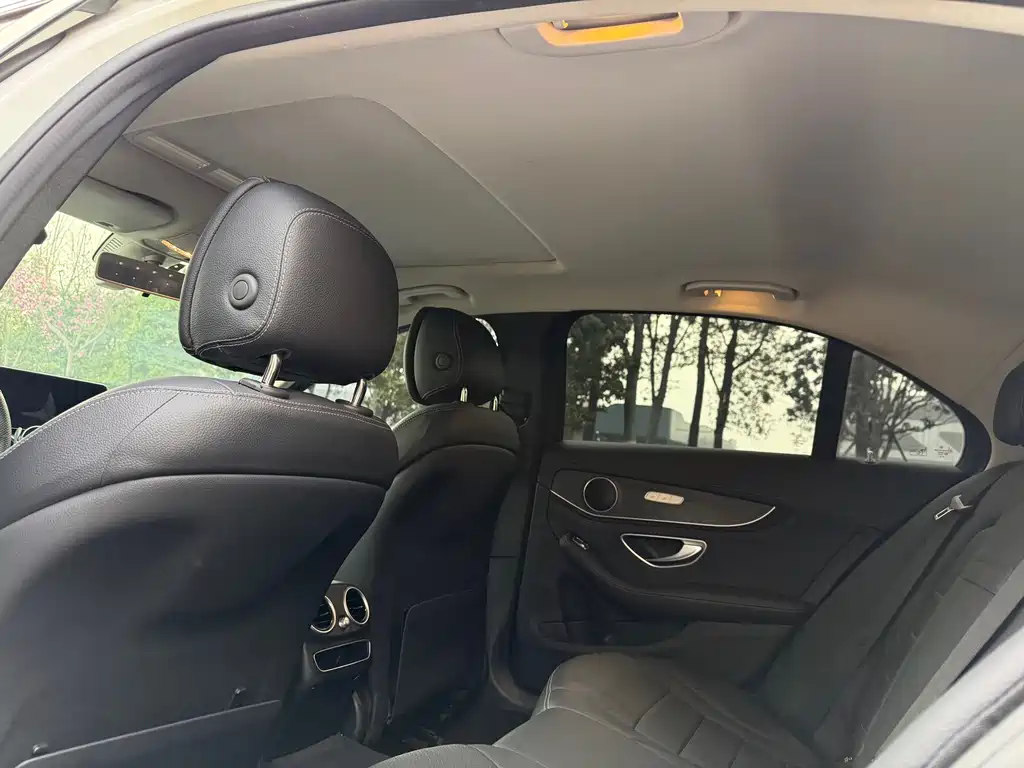 Mercedes-Benz C-Class 2020 — фото 12