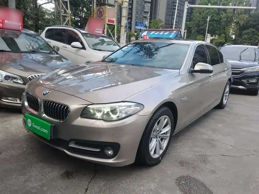 BMW 5 Series 2016 — фото 1