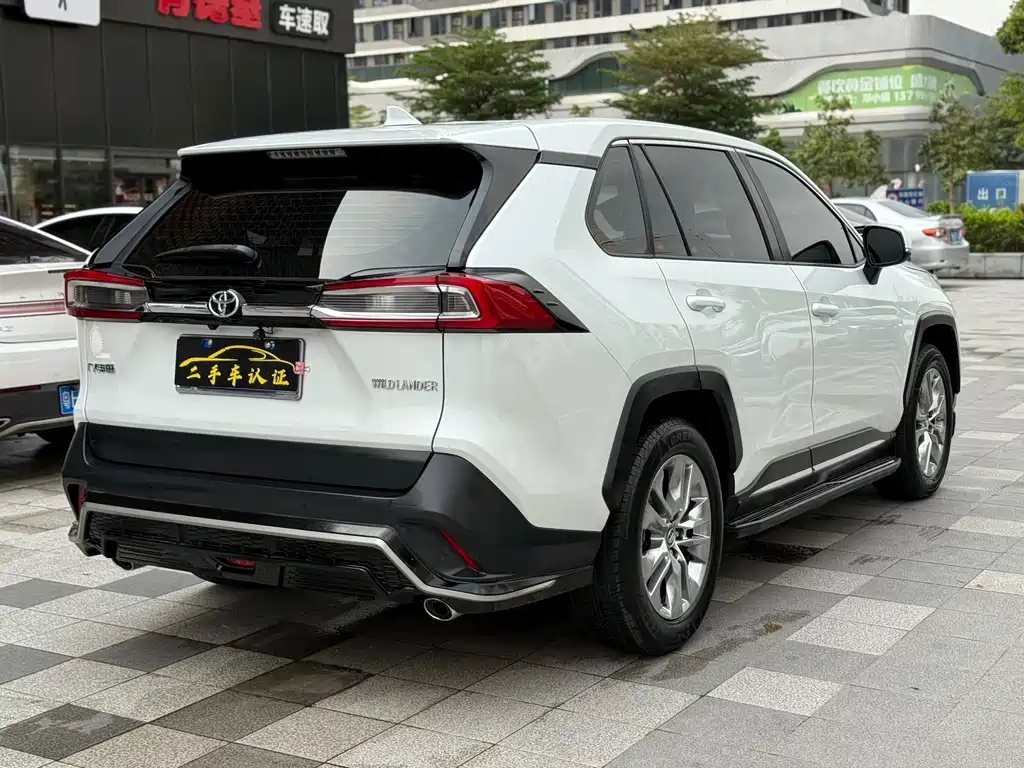 Toyota Wildlander 2021 — фото 6