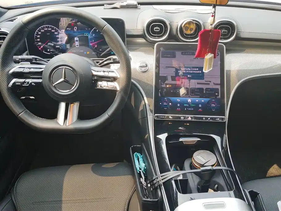 Mercedes-Benz C-Class 2023 — фото 12