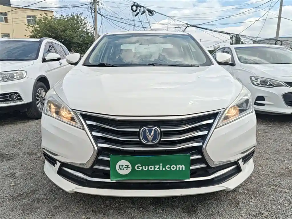 Changan Eado DT 2018 — фото 3