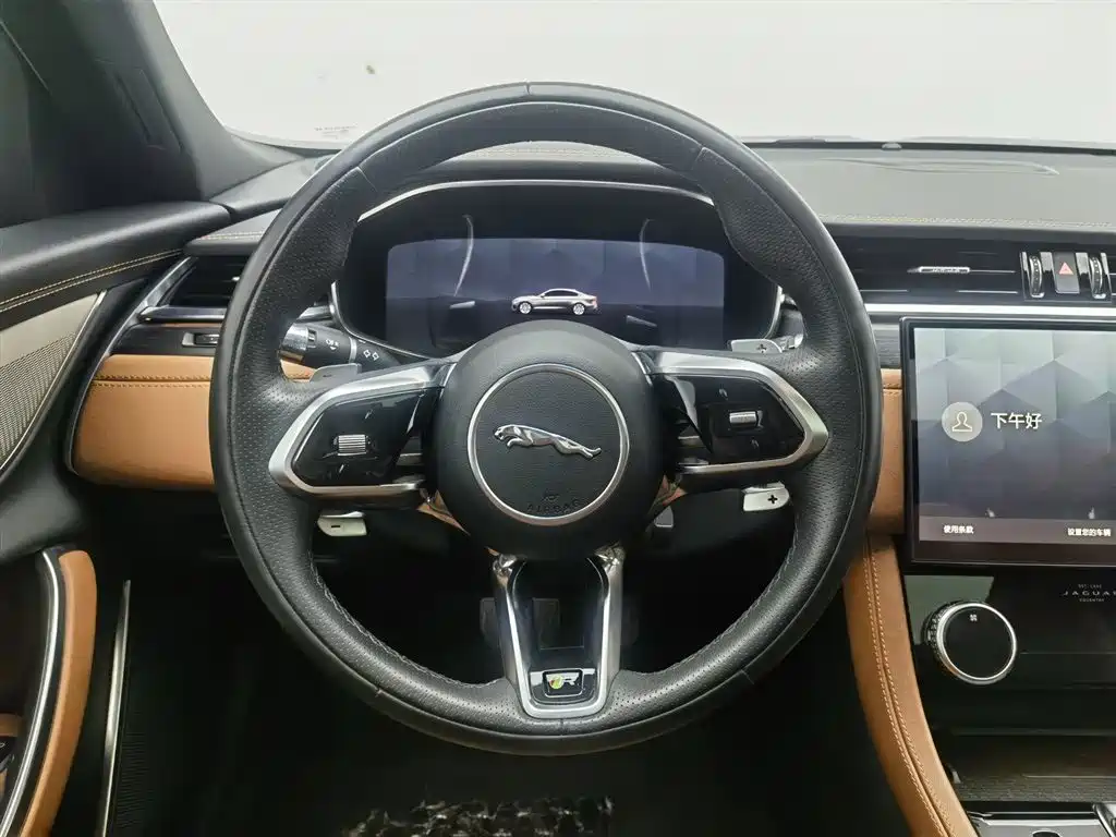 Jaguar XFL 2022 — фото 11